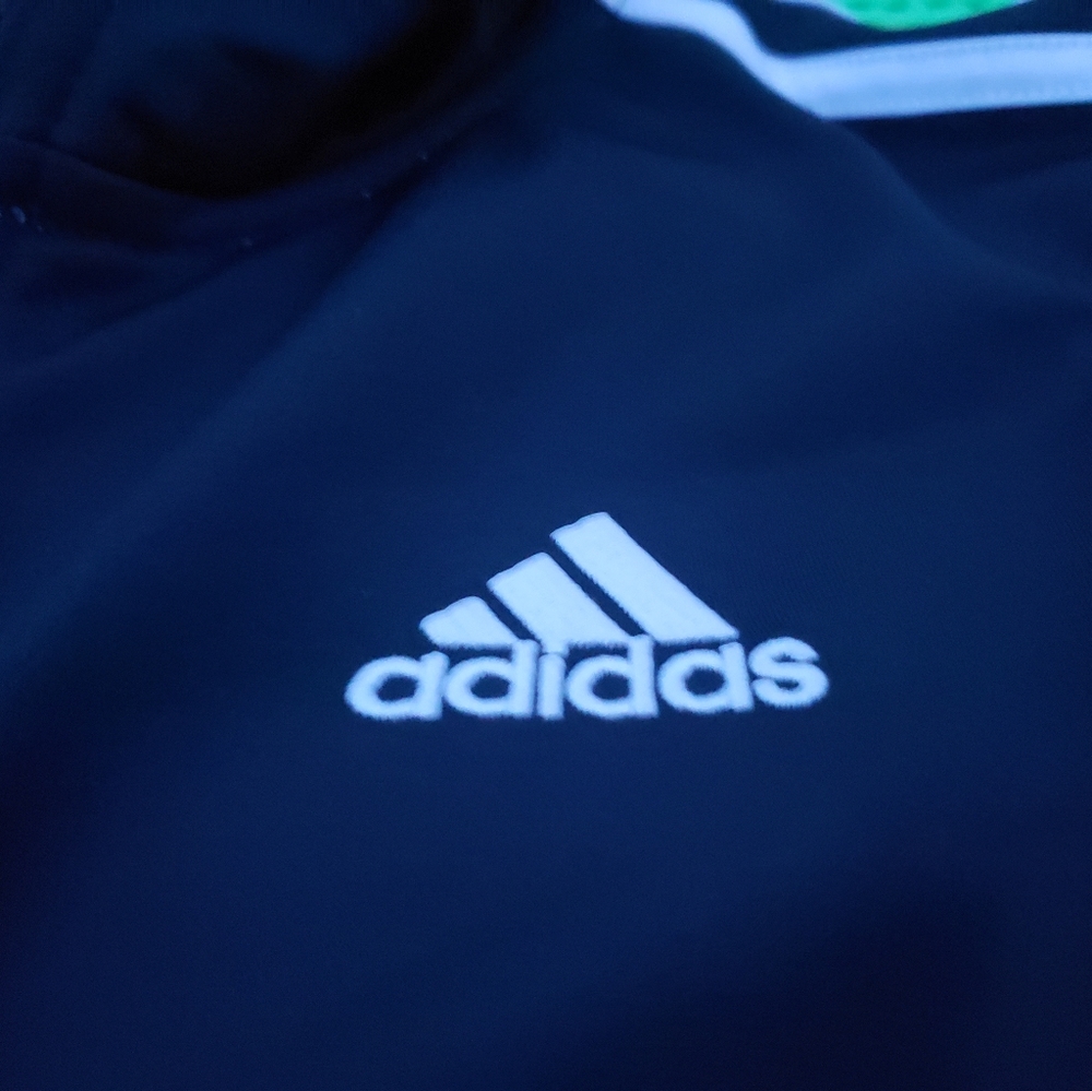 Iconic Adidas Jacket - Picture 7 of 7
